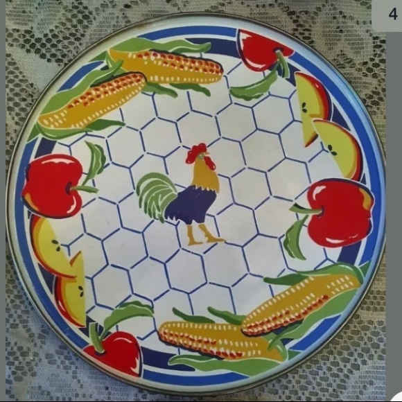 4 Neiman Enamel 9" Diameter Dinner Plates - Picture 4 of 8